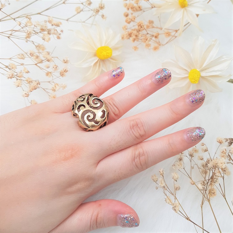 gold signet cut-out design ring