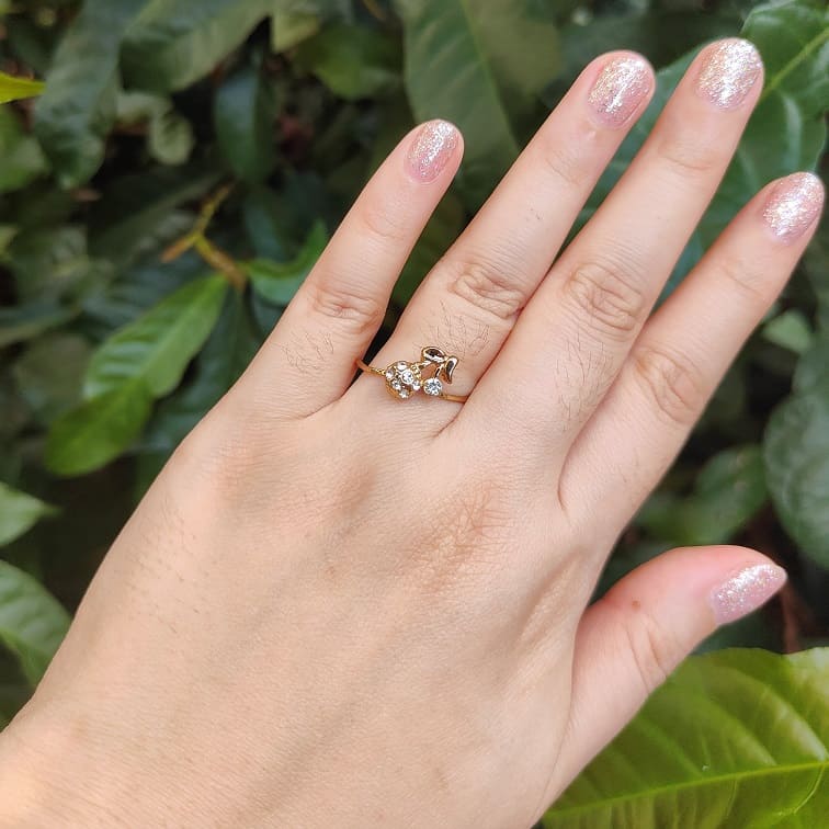 cherry-fine-cursive-ring