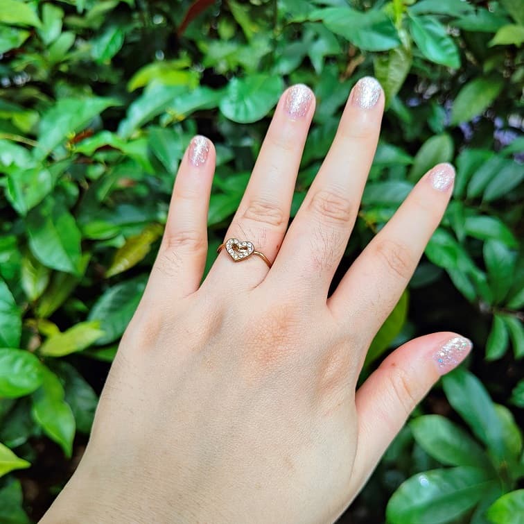 heart-bling-fine-cursive-ring