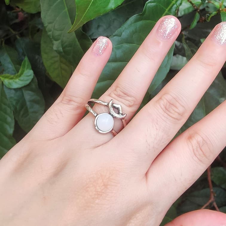 moonstone-midi-statement-ring