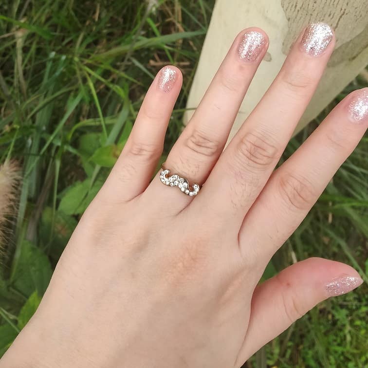 mustache-fine-cursive-ring