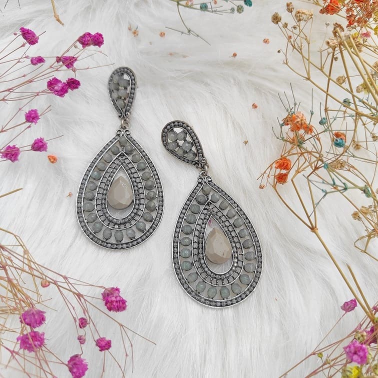 black-bohemian-teardrop-earrings