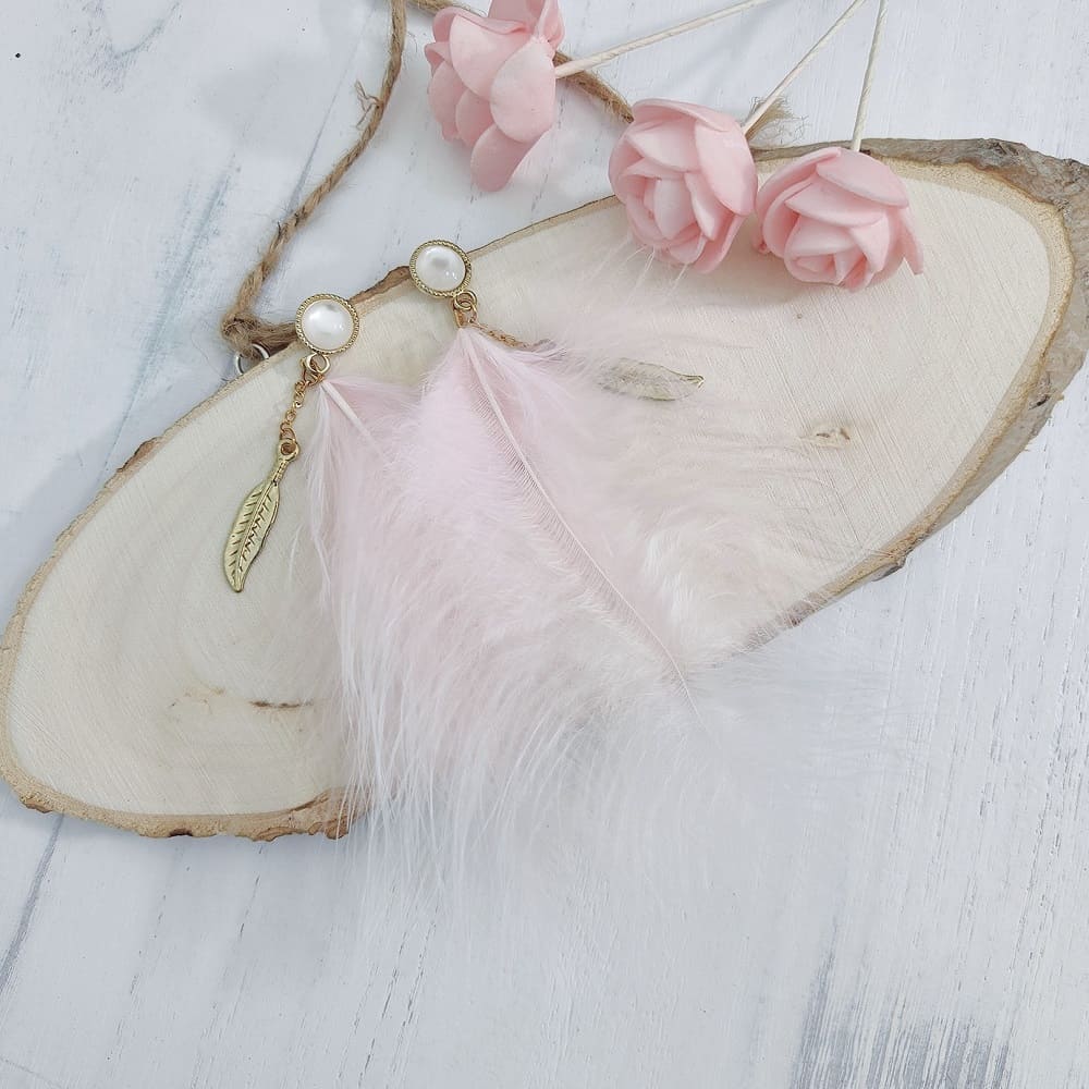 spring-breeze-feather-drop-earrings