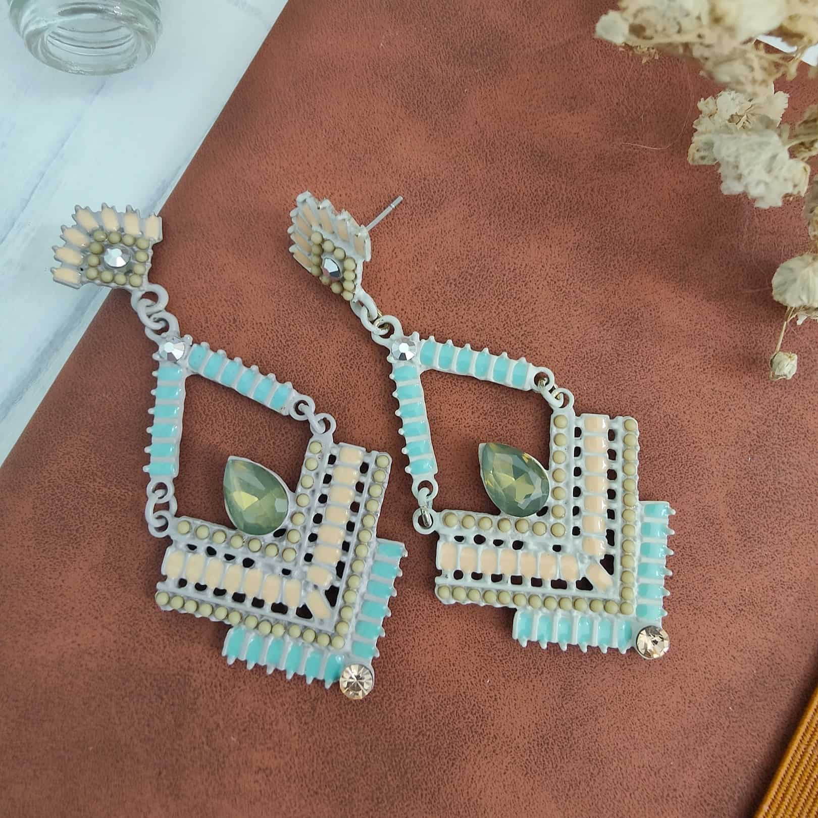 Matted Pastel Geometric Patterned Earrings