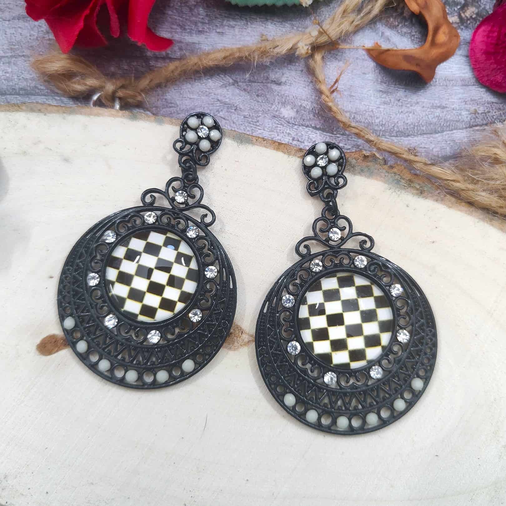 Hippie Monochrome Chessboard Earrings