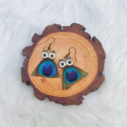 Minibi Single Cut Owl Peacock Feather Earrings
